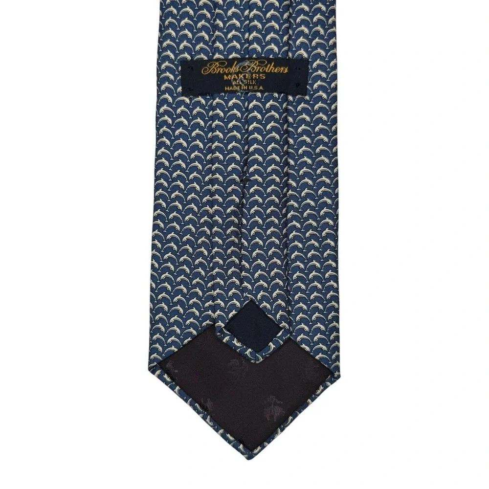 BROOKS BROTHERS 100% Silk Tie Made In USA Imported Mens Blue Dolphin Necktie 57